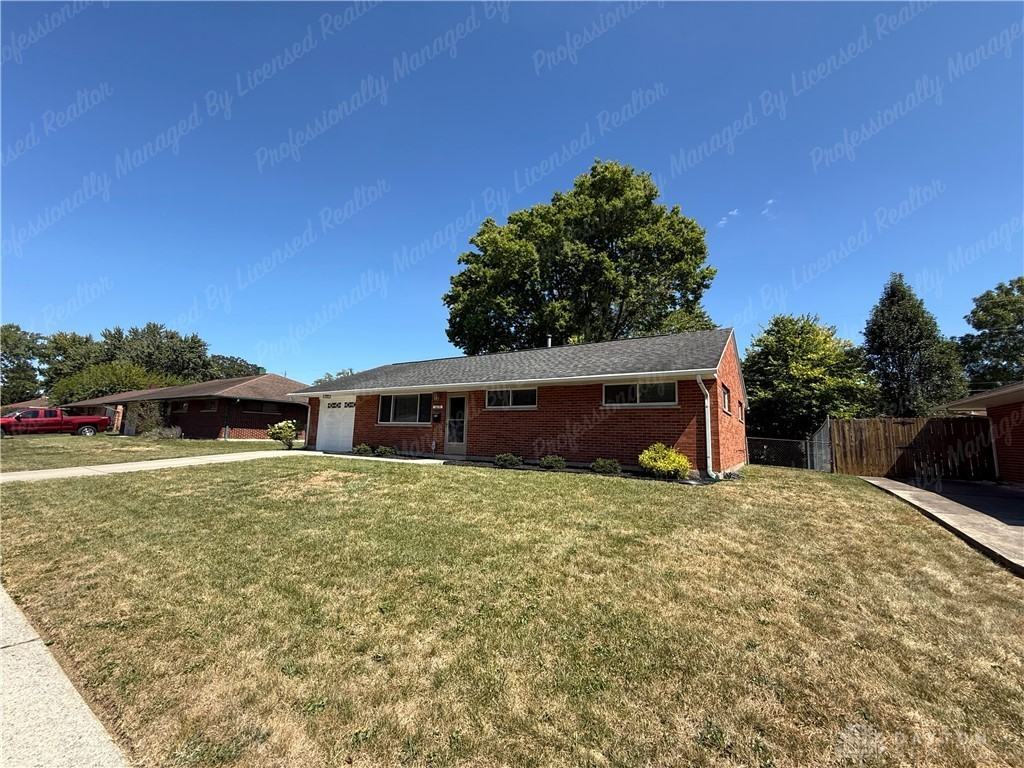 5678 Tomberg St - Photo 3 of 33