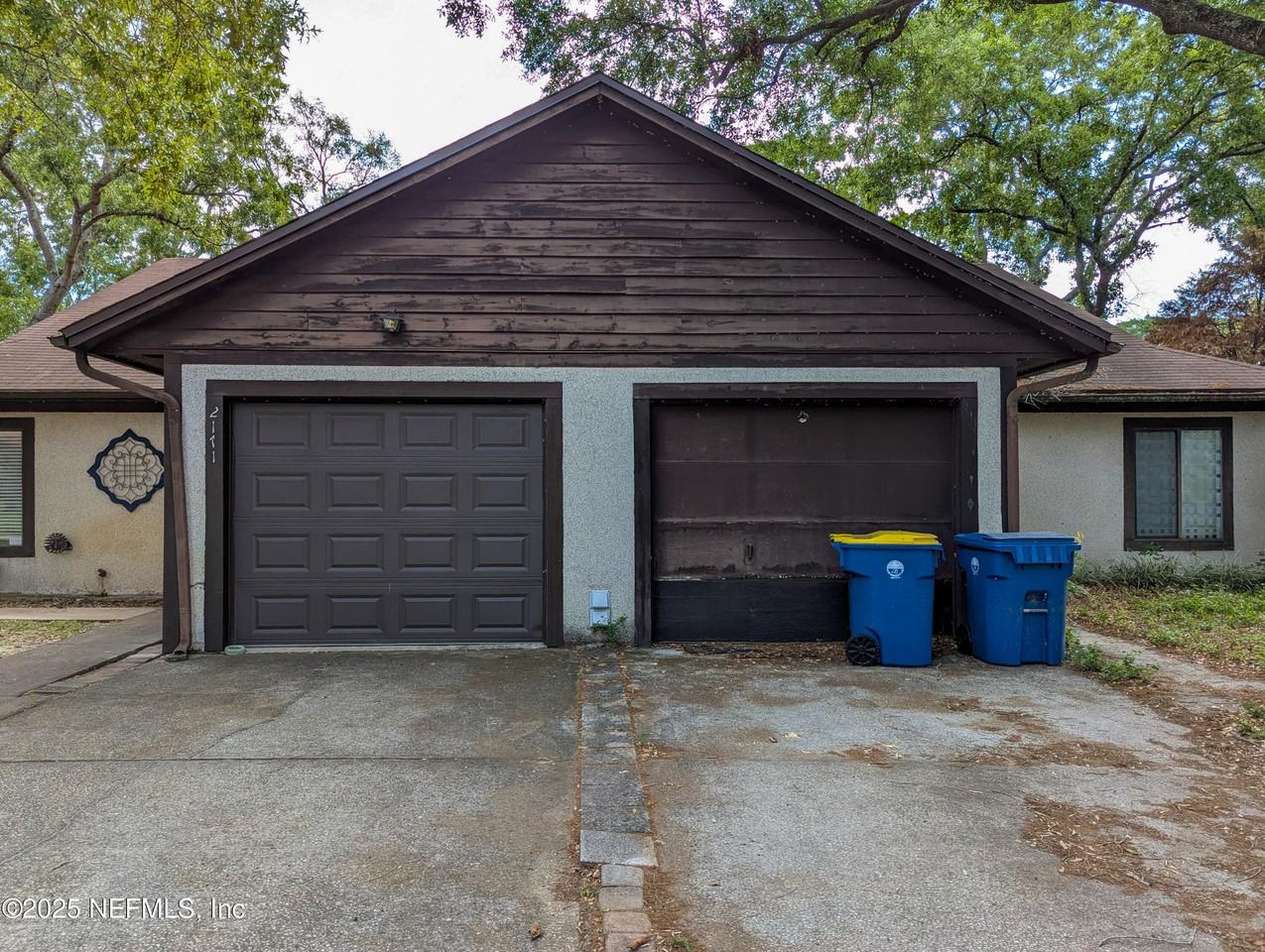 2171 Derringer Cir E - Photo 2 of 35