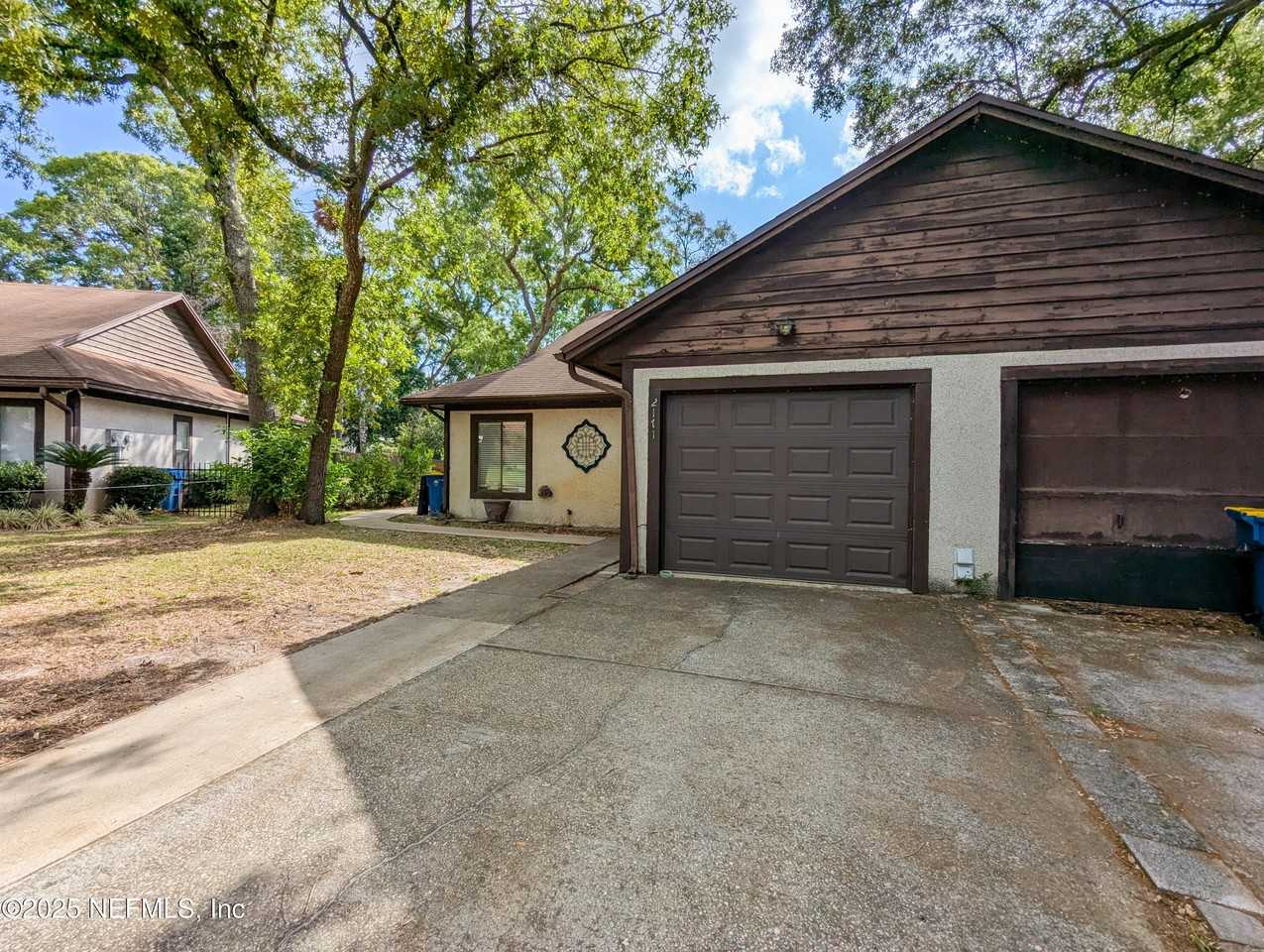 2171 Derringer Cir E - Photo 6 of 35