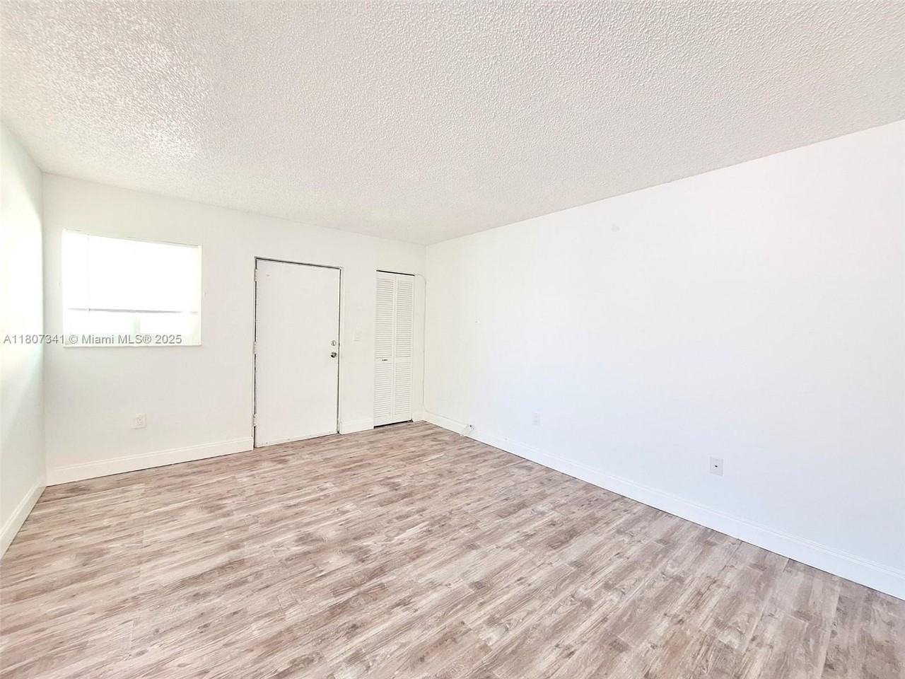 (address hidden) - Photo 5 of 17