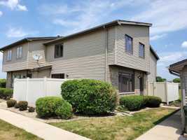 featured image of 718 Lake Rd