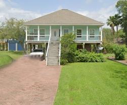909 Gruenwald Ave - Photo 1 of 1
