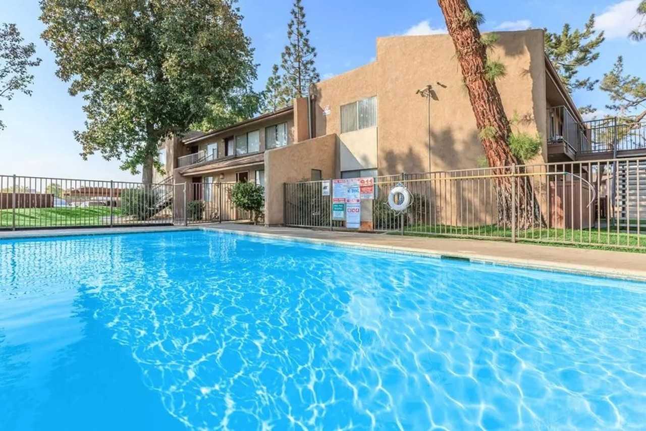 Pacific Terrace - Photo 2 of 23