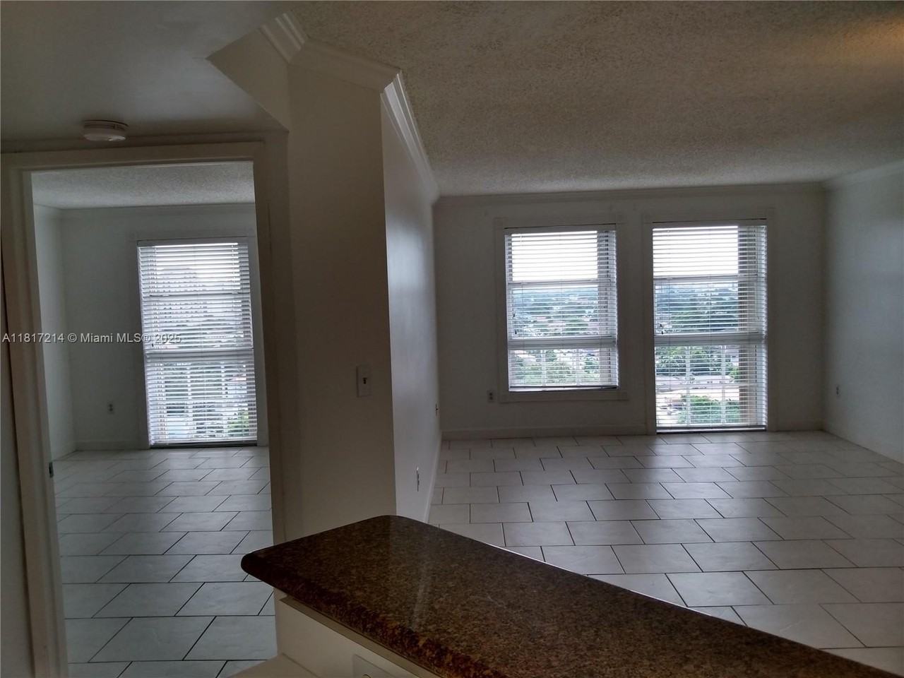 (address hidden) - Photo 2 of 13