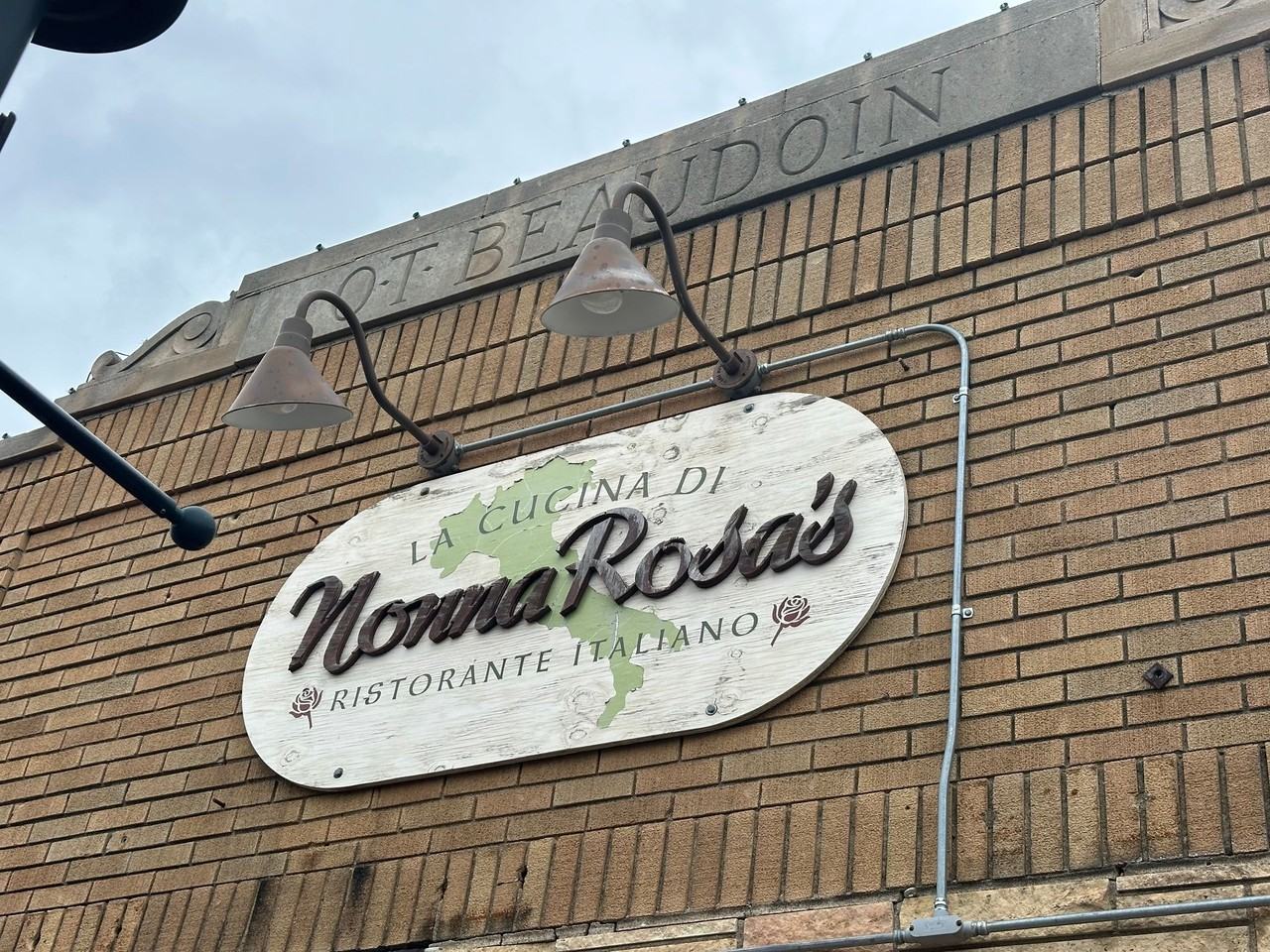 4024 37th Ave. N - Windsor Court - Photo 3 of 9