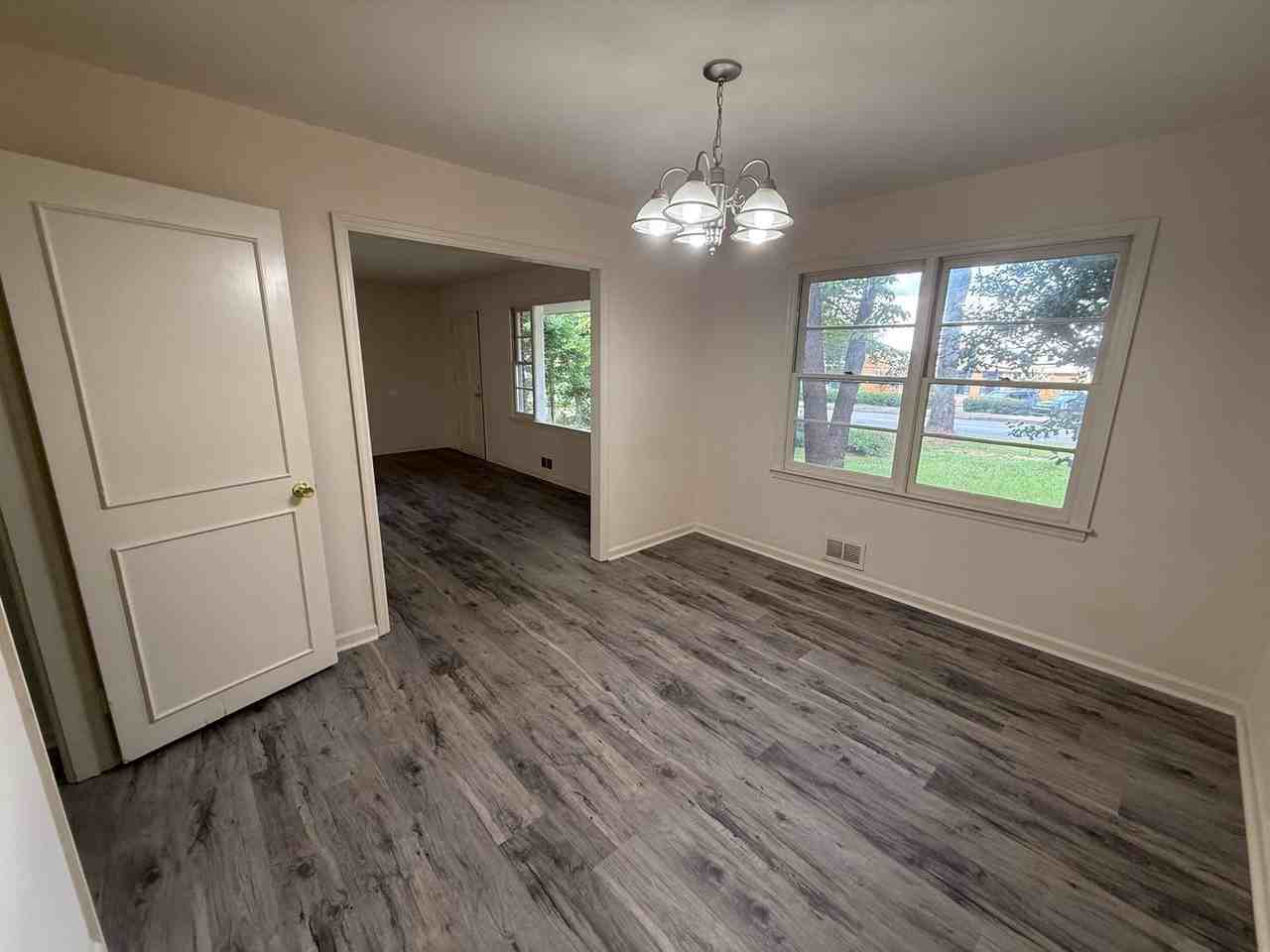 140 Forest Rd - Photo 5 of 24