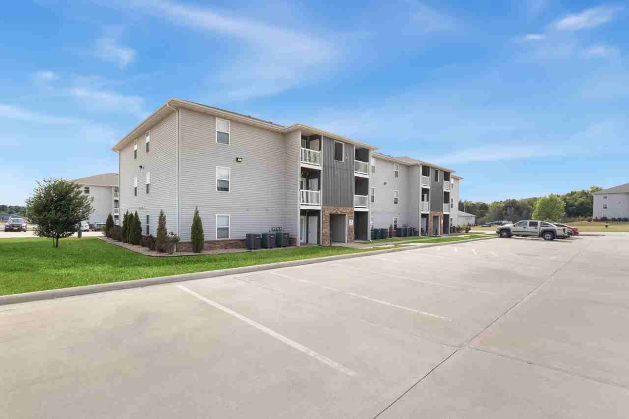 Megan Lane Apartments - Photo 2 of 15