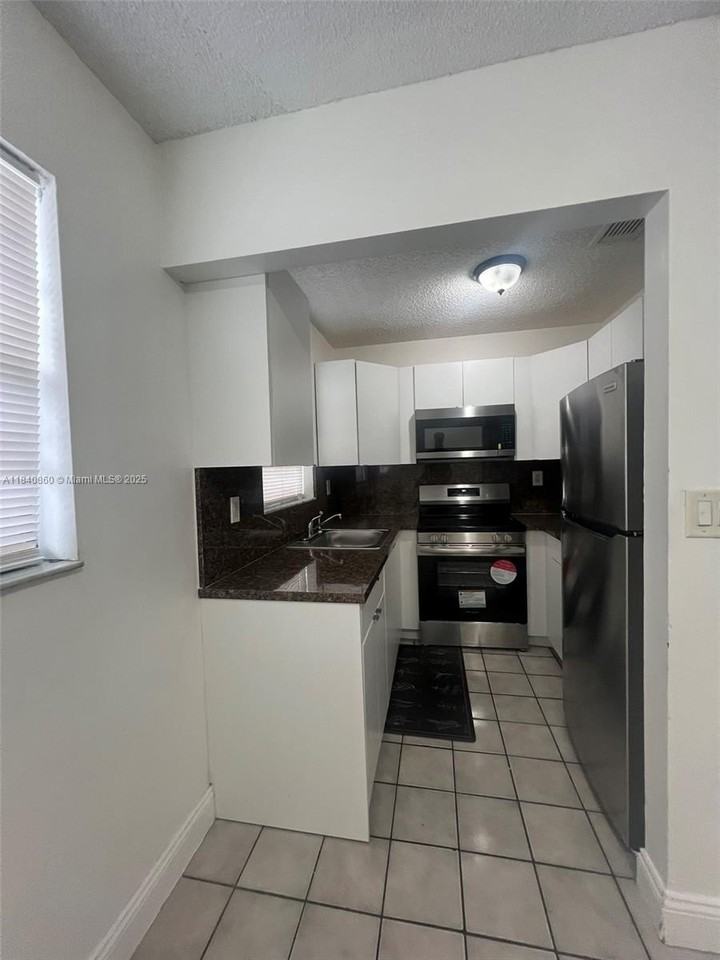 (address hidden) - Photo 4 of 20