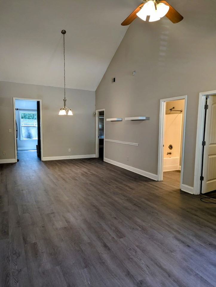 189 Oakwood Dr Nw - Photo 2 of 21