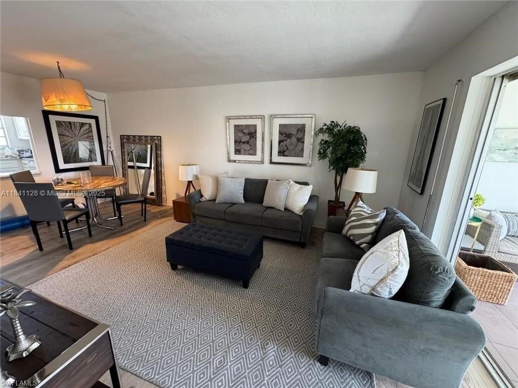 (address hidden) - Photo 4 of 11