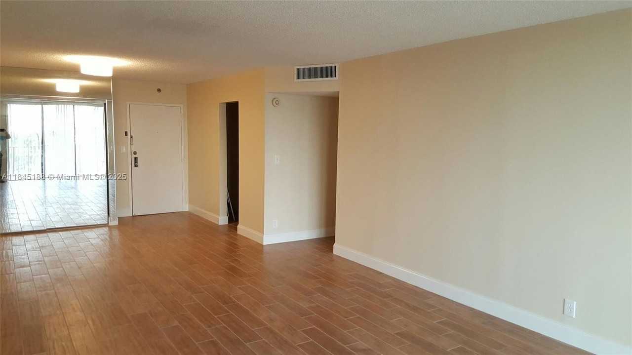 (address hidden) - Photo 4 of 40