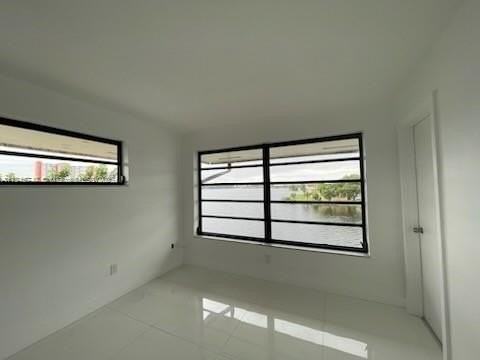 18900 Northeast 14th Avenue #D308 - Photo 3 of 13