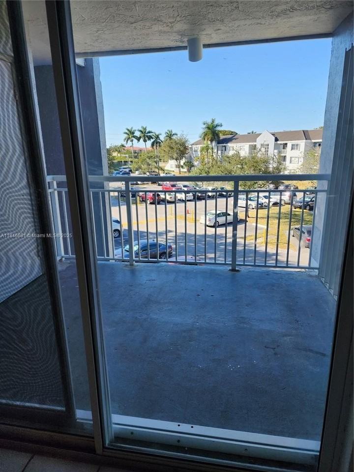 (address hidden) - Photo 2 of 21