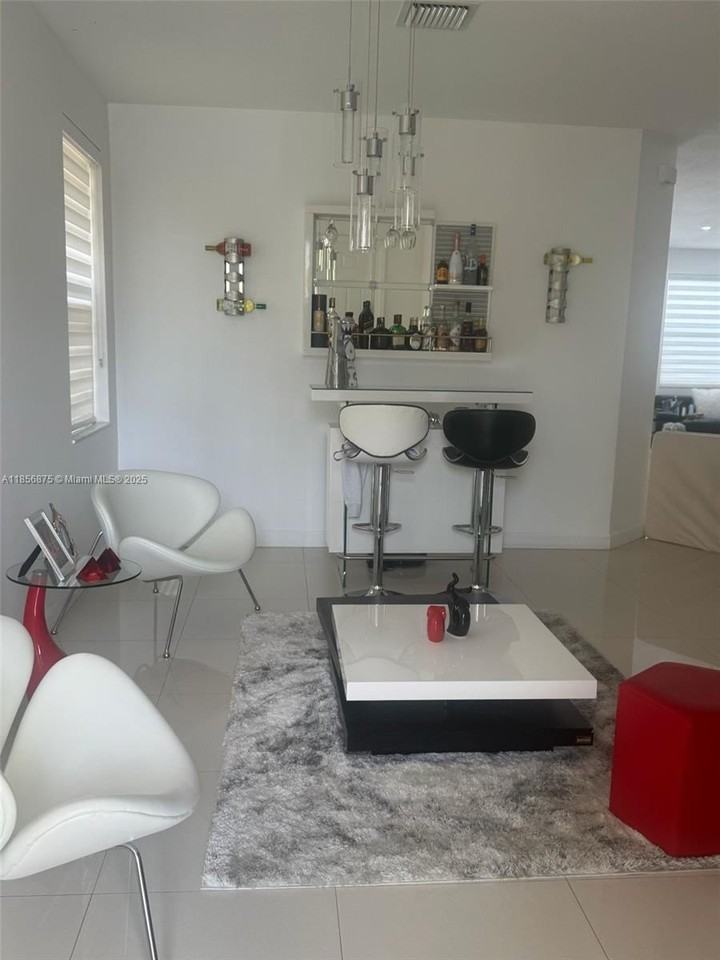 (address hidden) - Photo 2 of 44