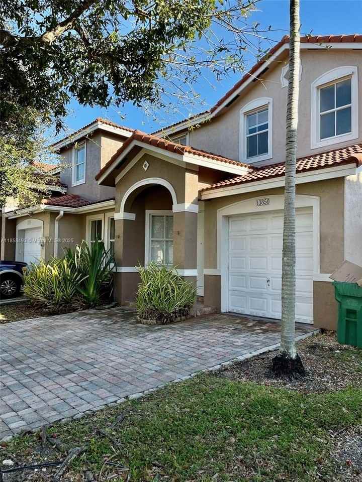 (address hidden) - Photo 2 of 23