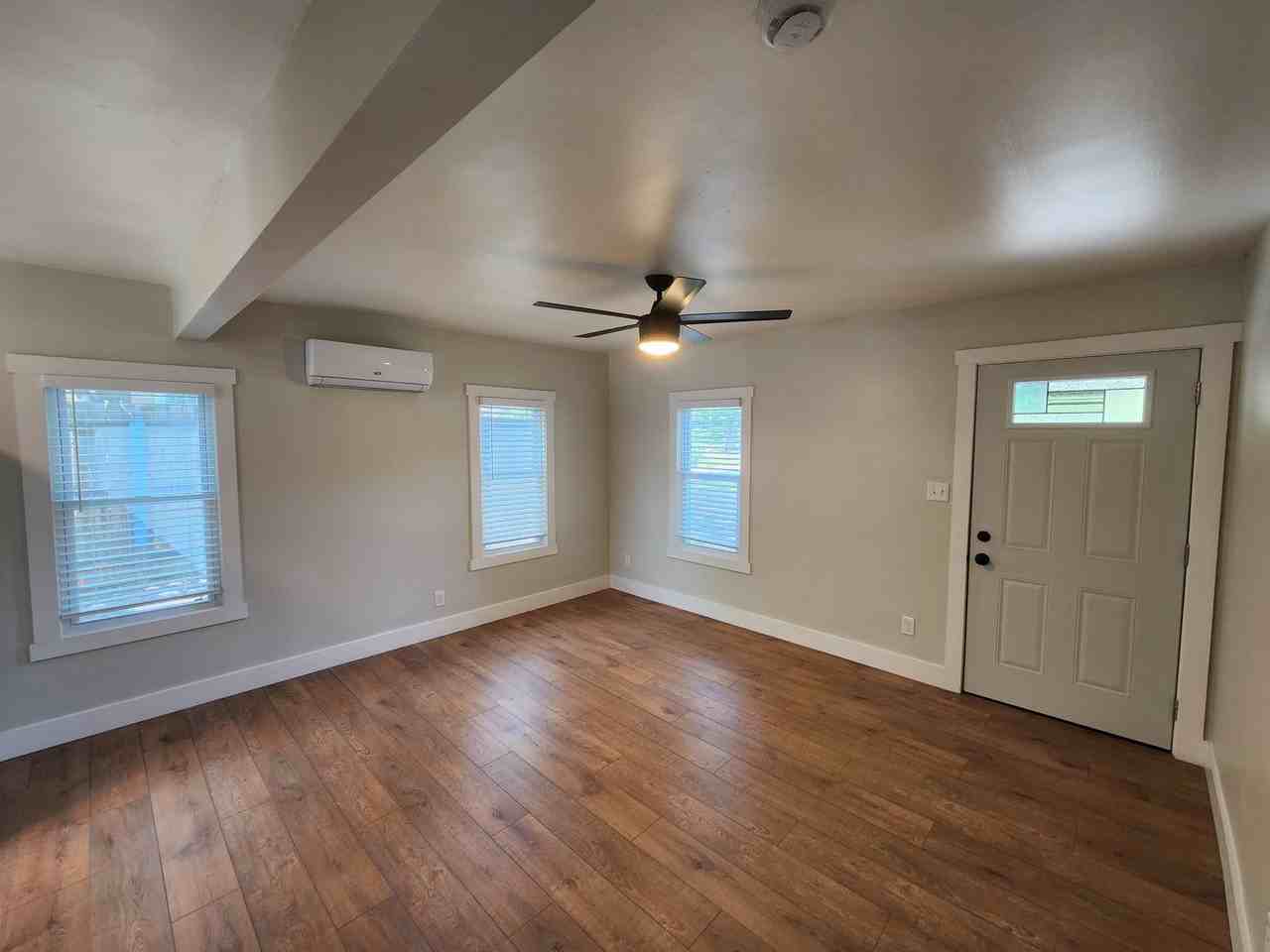 804 Palatka Rd - Photo 5 of 17
