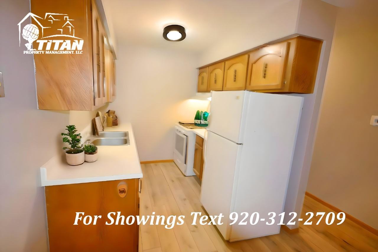 1820 Grove Street - Photo 4 of 8