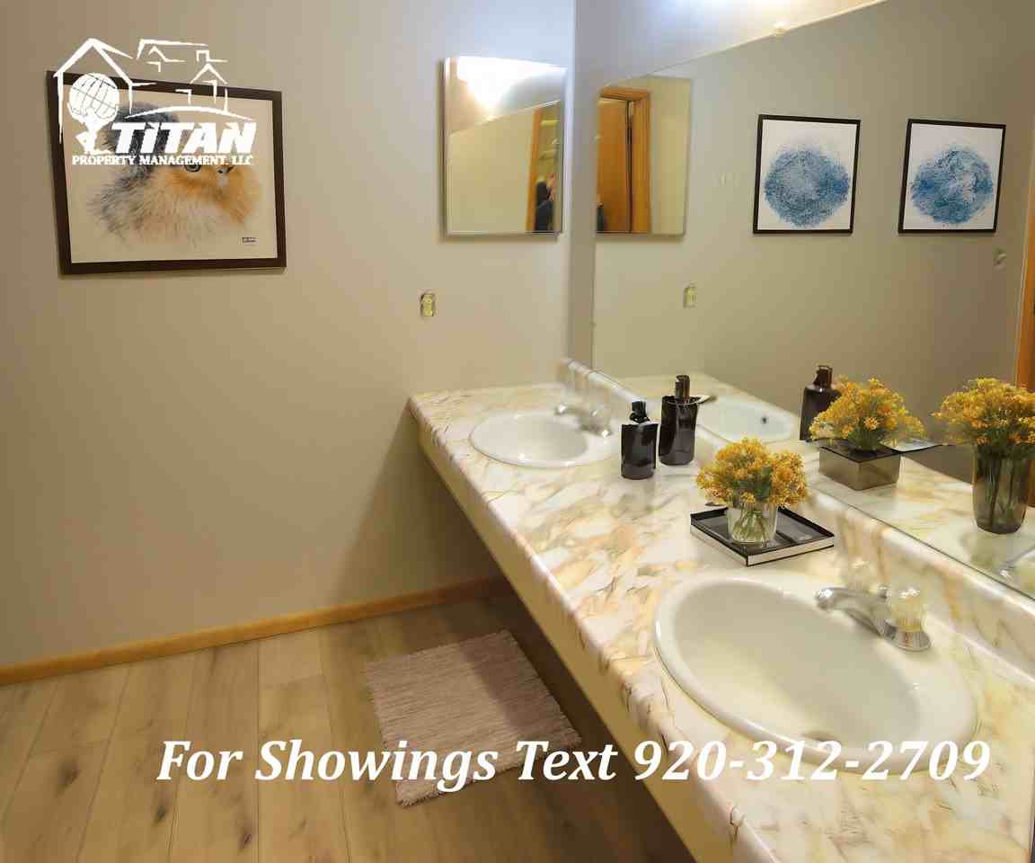 1820 Grove Street - Photo 7 of 8