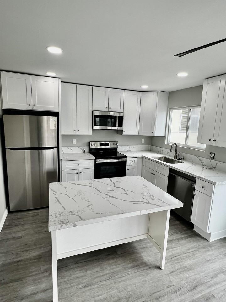 1575 Scott Street - Photo 2 of 16