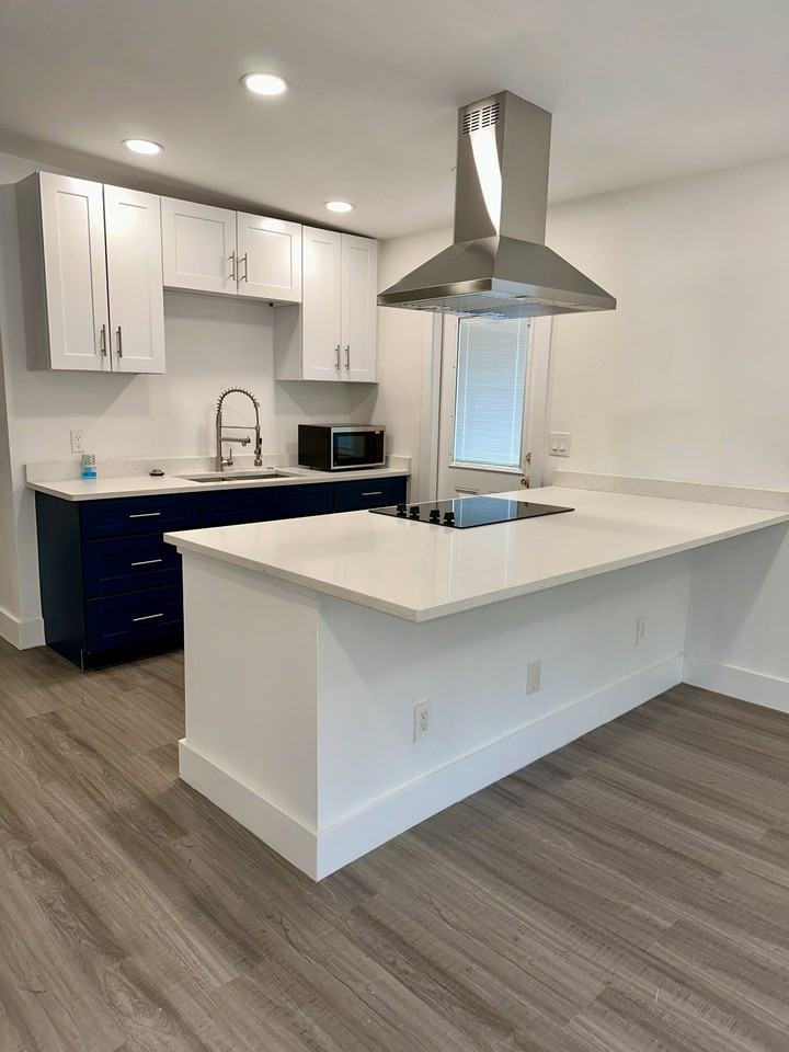 1714 East Kaley Avenue - Photo 5 of 36