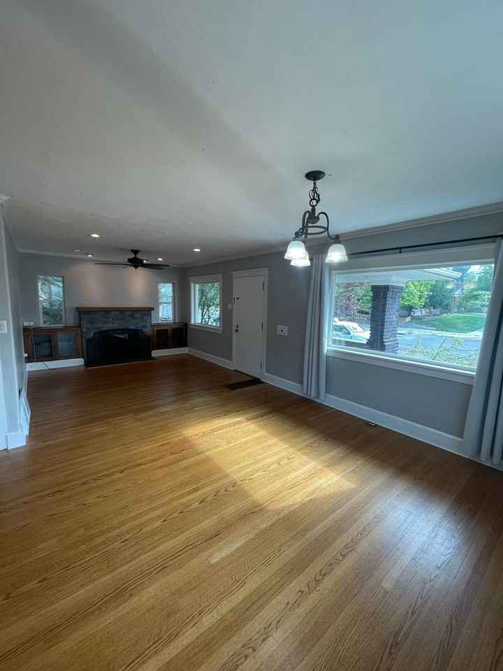 2602 S 900 E - Photo 2 of 22