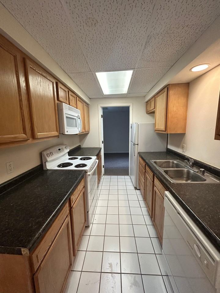 134 East Johnson Street - Photo 3 of 50