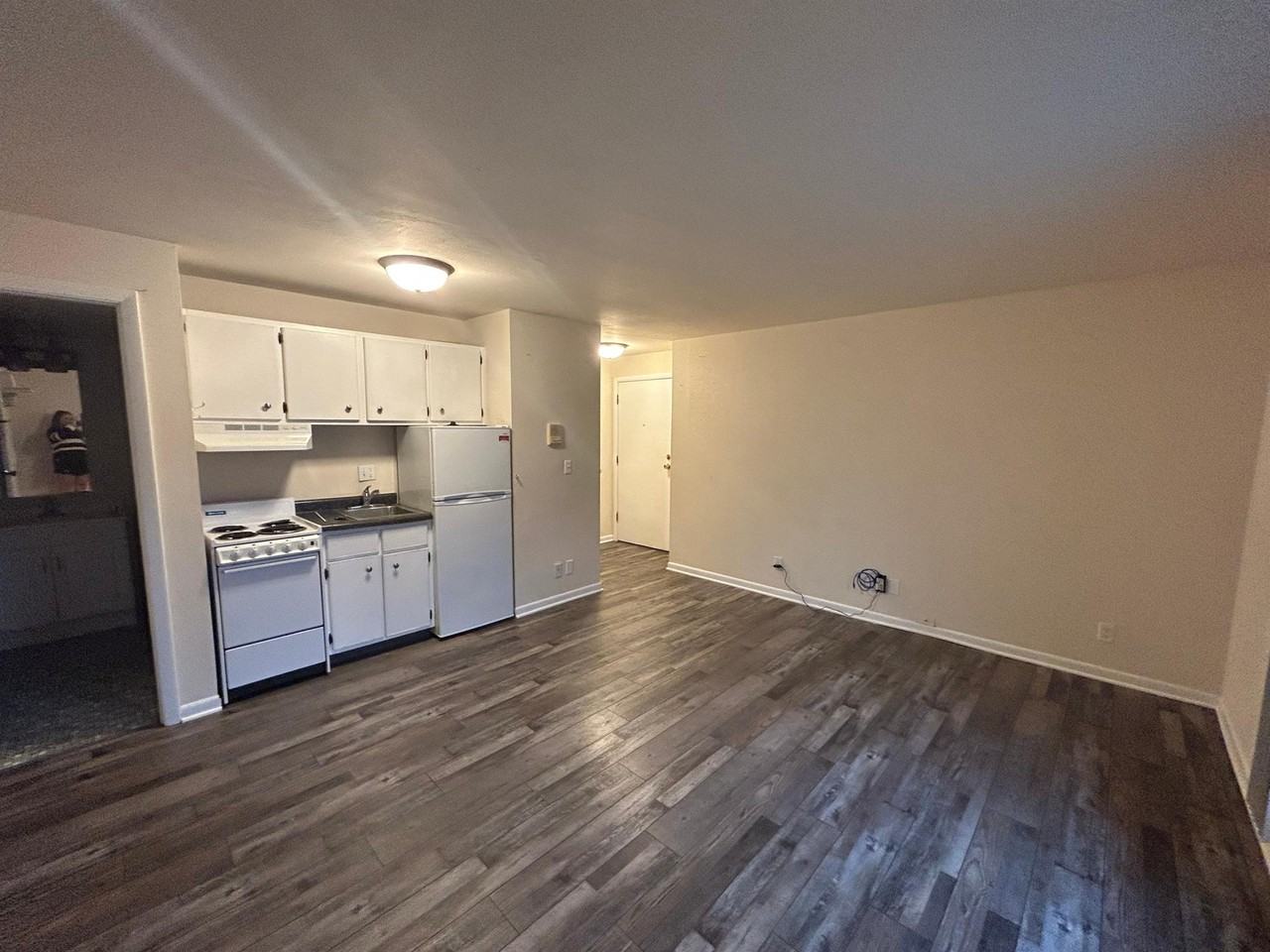 134 East Johnson Street - Photo 4 of 50