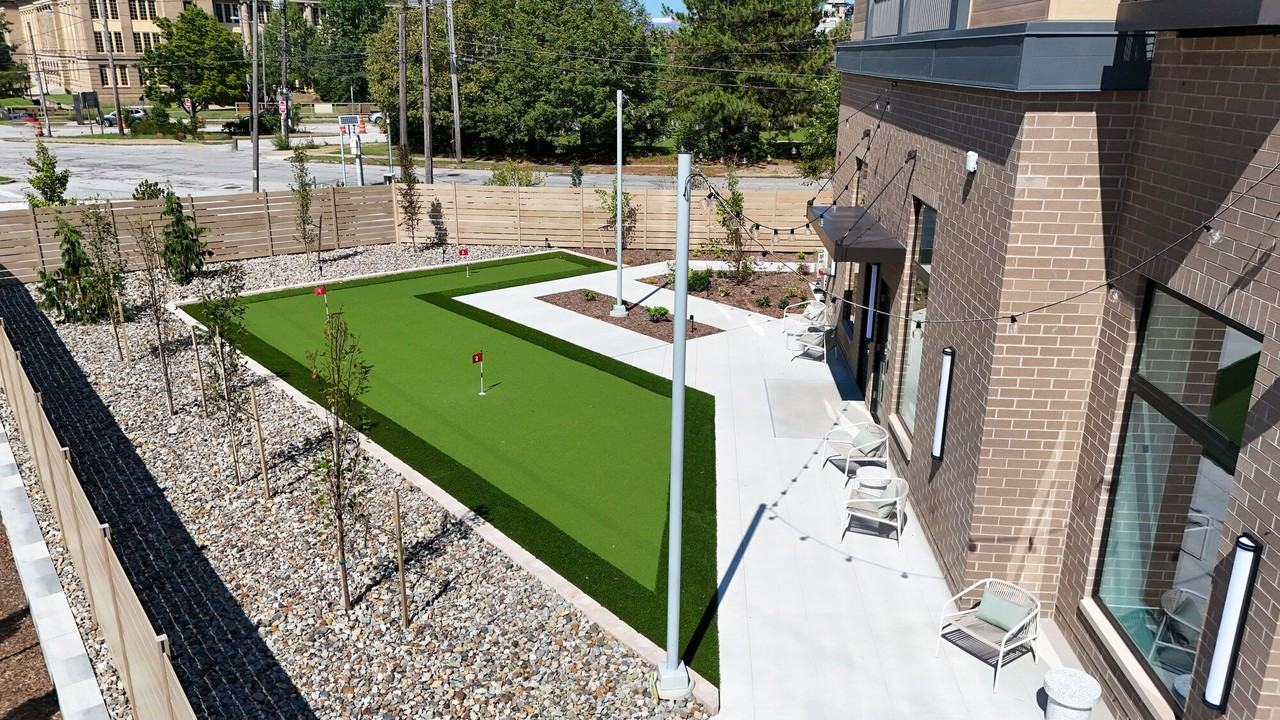 Skyline On Stokes - Photo 3 of 25