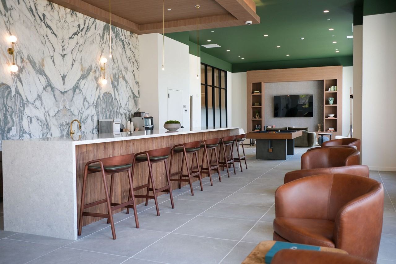 Skyline On Stokes - Photo 5 of 25