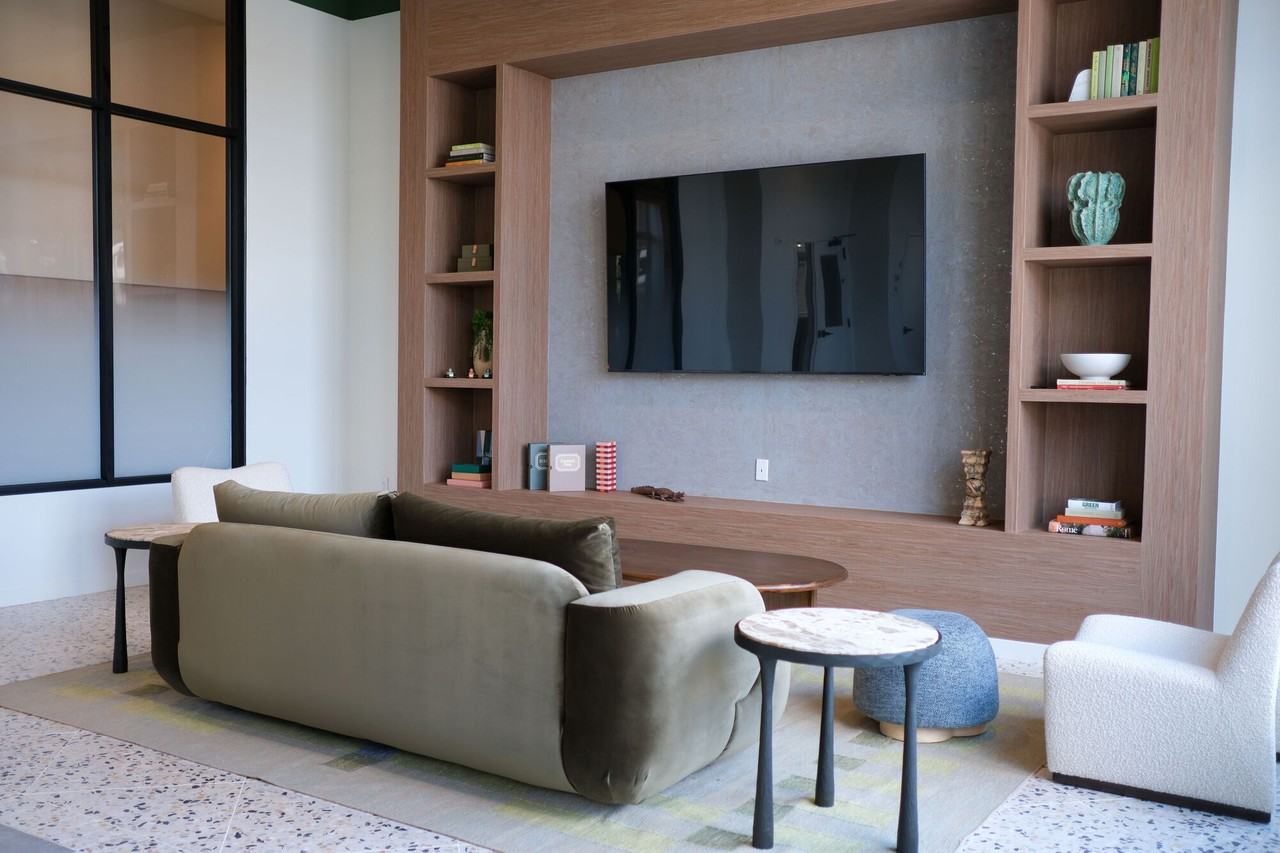 Skyline On Stokes - Photo 6 of 25