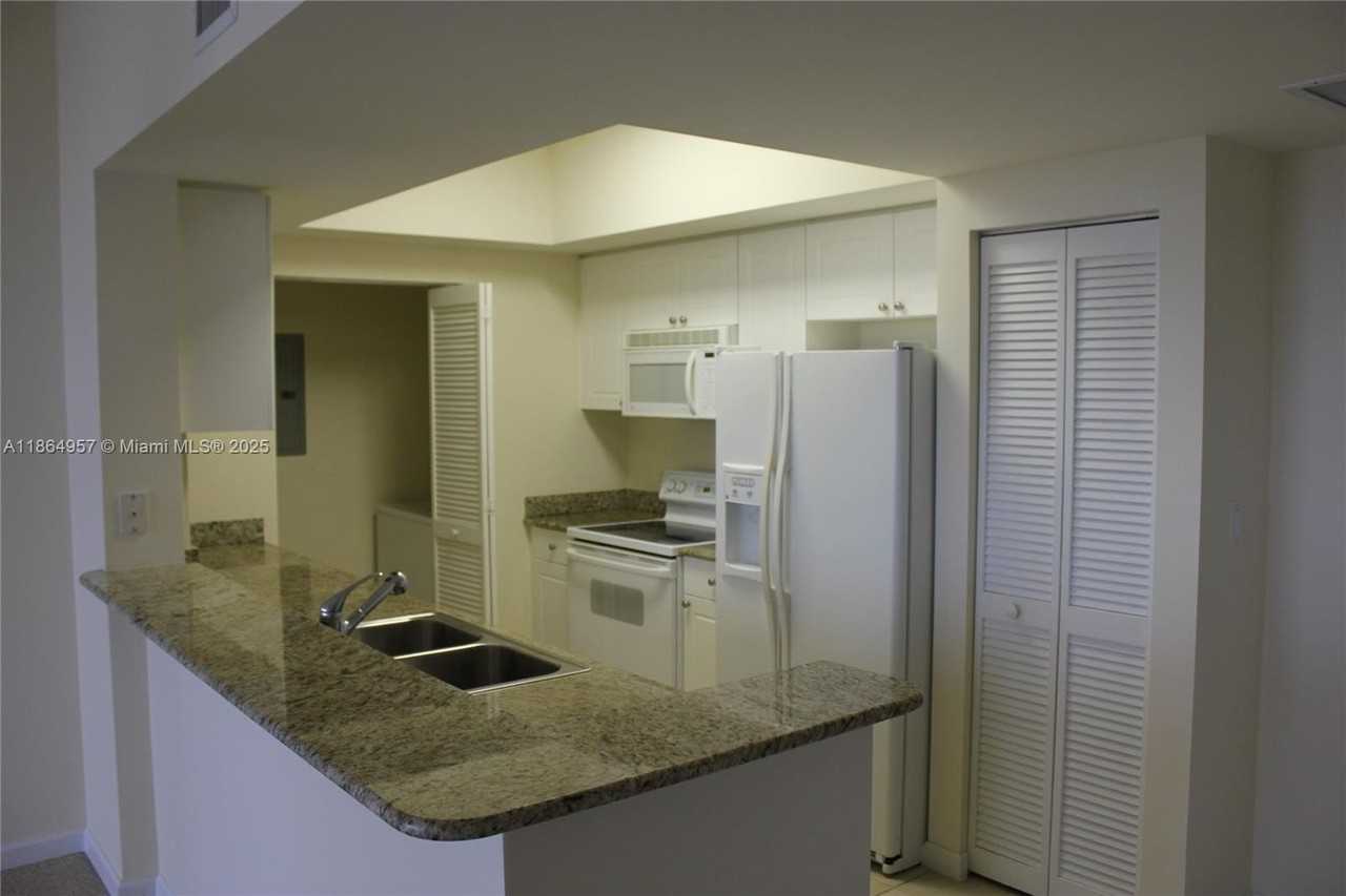 (address hidden) - Photo 2 of 45