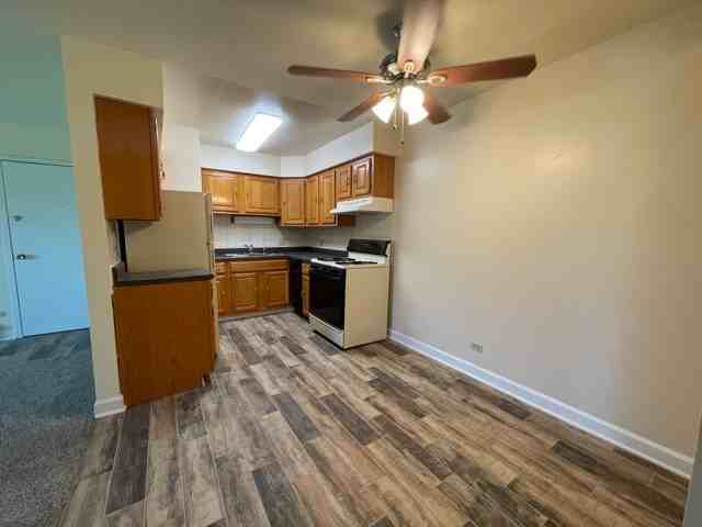 875 Westmoreland Drive - Photo 3 of 6