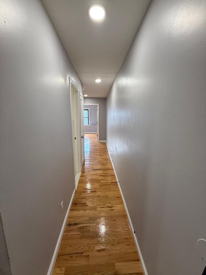 311-323 Clinton Avenue - Photo 2 of 22