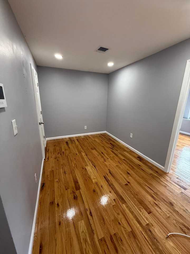 311-323 Clinton Avenue - Photo 3 of 22