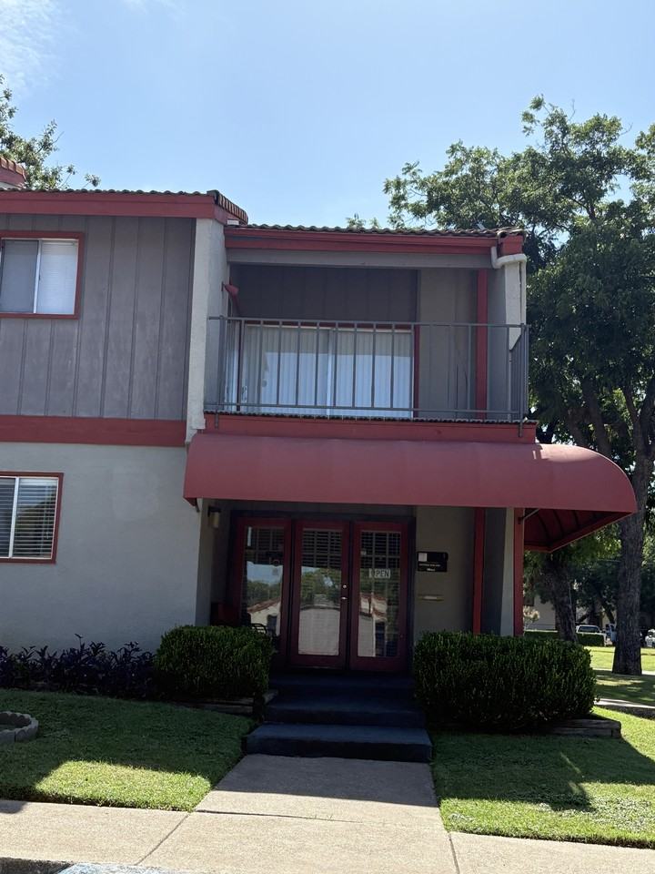 4029 Randy Dr. - Photo 2 of 3