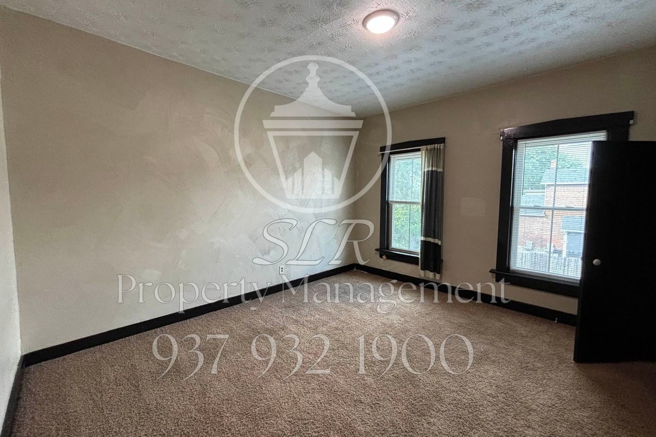 227 James Street - Photo 3 of 12