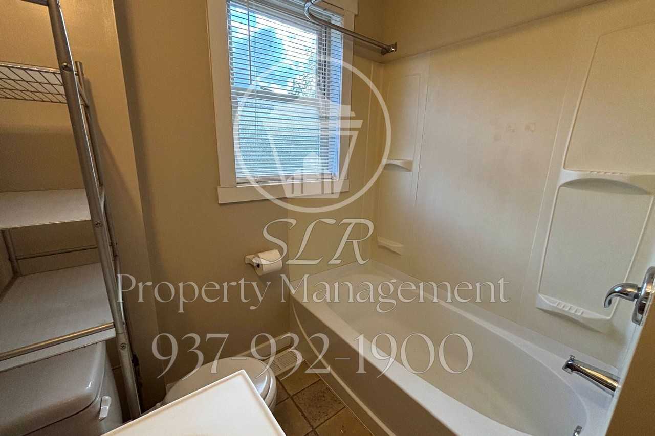 227 James Street - Photo 7 of 12