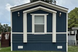 featured image of 131 Eloise St #EL131