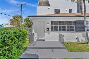 750 84th St #4 - Photo 1 of 1