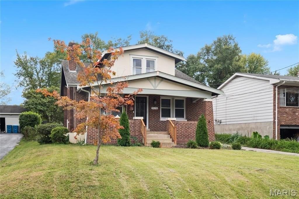 970 Kirkham Ave - Photo 4 of 40