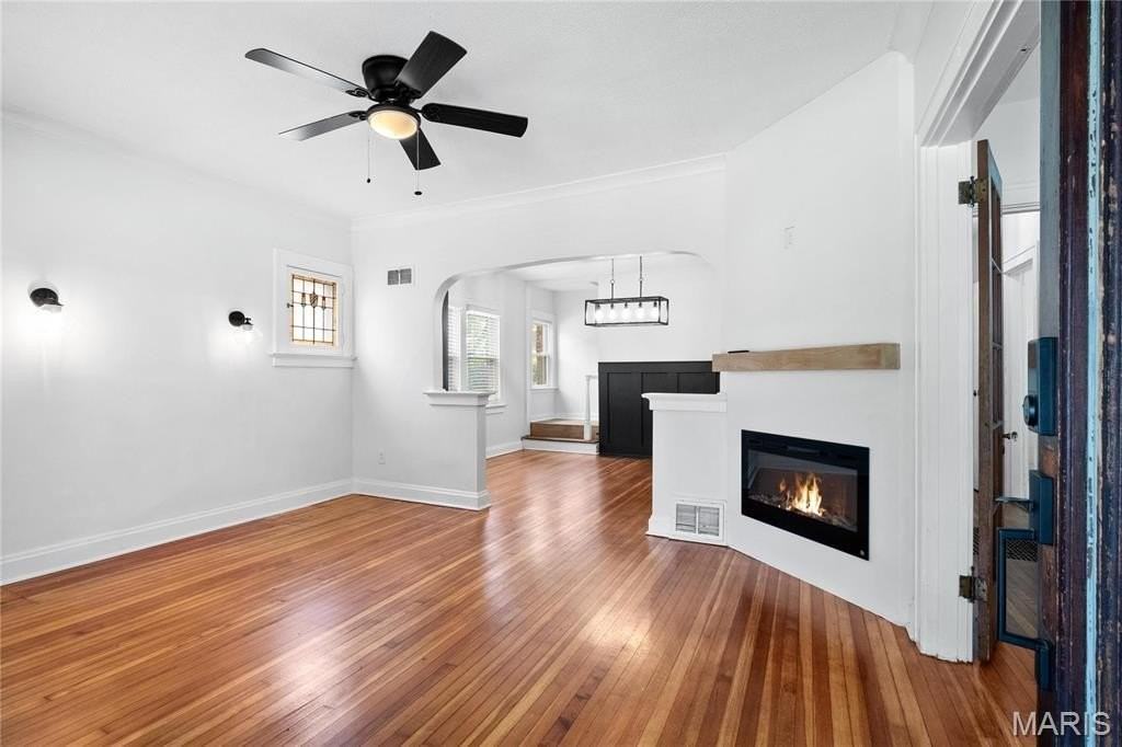 970 Kirkham Ave - Photo 6 of 40