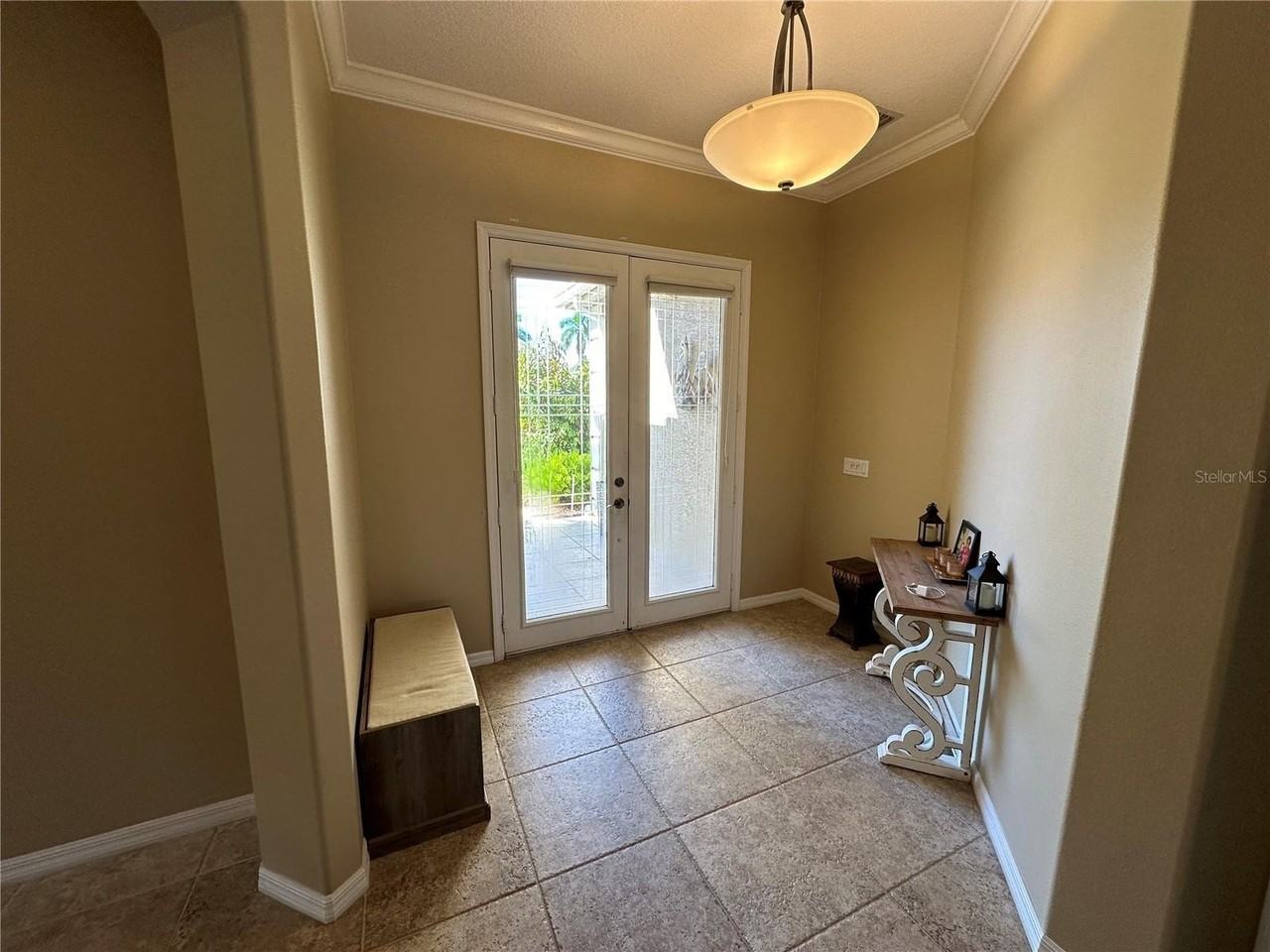 4727 Spinnaker Dr - Photo 4 of 44