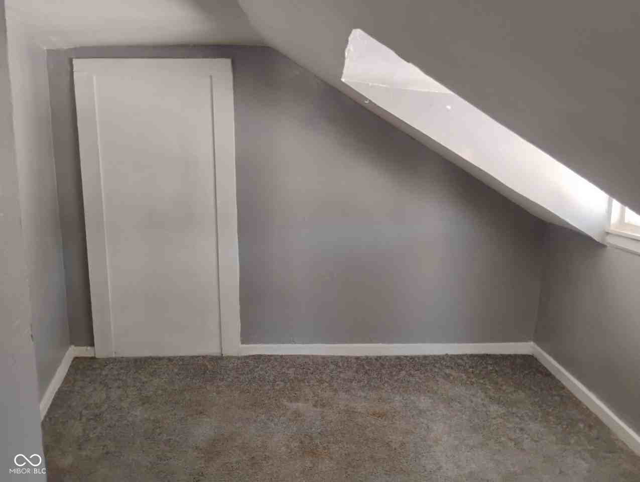 316 East Franklin Street #2 - Photo 4 of 8