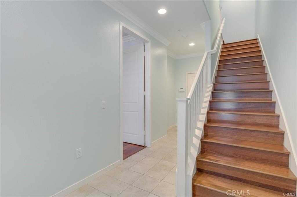 713 S Azusa Ave #D - Photo 5 of 33