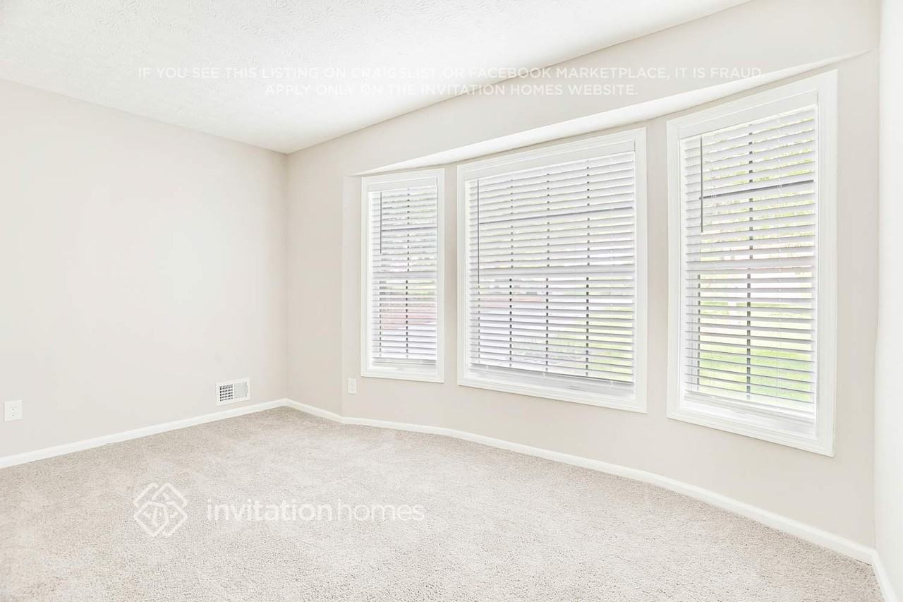 488 Pineburr Ln - Photo 6 of 20