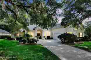 526 Oakmont Dr - Photo 1 of 1