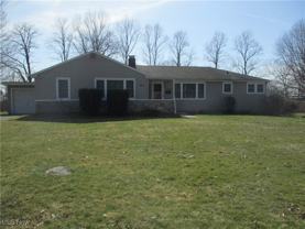 32402 Bainbridge Rd - Photo 1 of 1