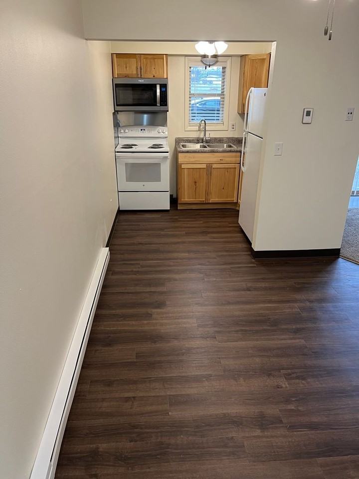 104eilb - Photo 2 of 47