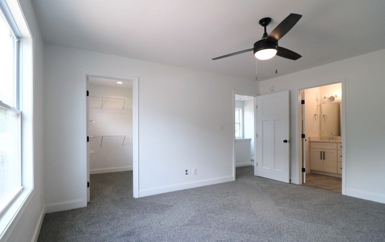 109 Independence Ln #109 - Photo 4 of 33