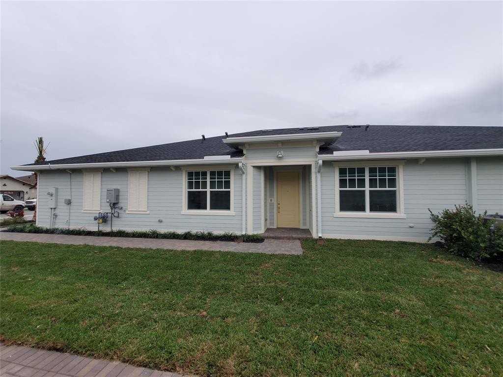 1313 Haywagon Trl - Photo 3 of 27